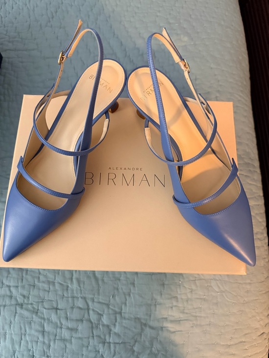 Alexandre Birman Shoes - NWT Alexandre Birman Periwinkle Blue Leather Strappy Slingback Pumps